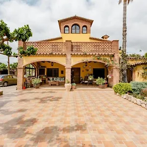Masia Castellvi Bed and breakfast Vinyols i Els Arcs