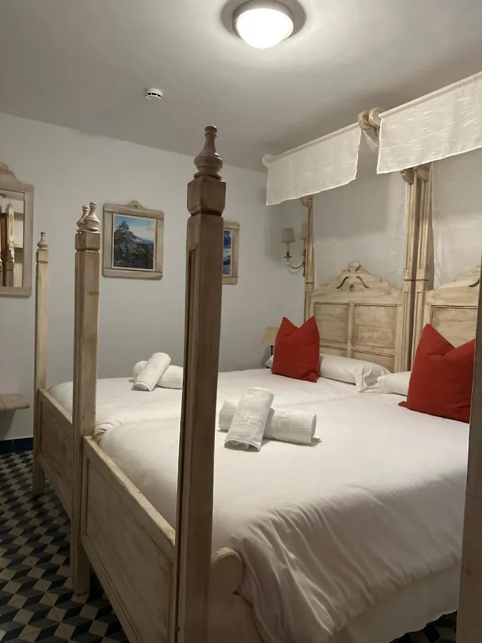 Hostal Moon Tolox Spain