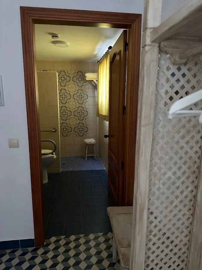 Hostal Moon Tolox Inn